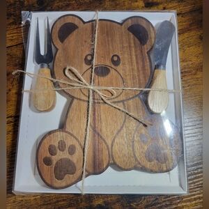 Bear Shaped wood Cheese Board Set with Utensils